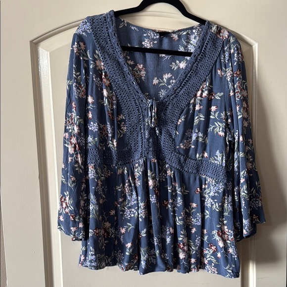 torrid Tops - Torrid Blue Gray Bell Sleeve Floral Tunic with Bib Collar Blouse 1X